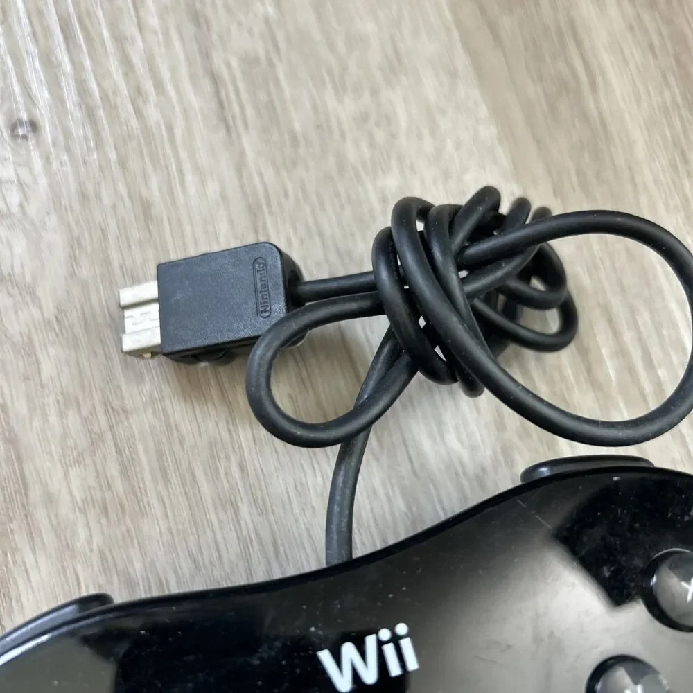 Wii Classic Controller Official Nintendo Authentic OEM Remote RVL-005 Tested